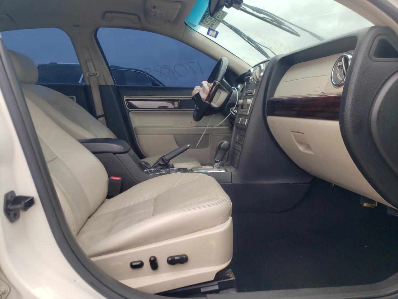 Photo 5 from auction – 2008 LINCOLN MKZ with VIN 3LNHM26T48R628462