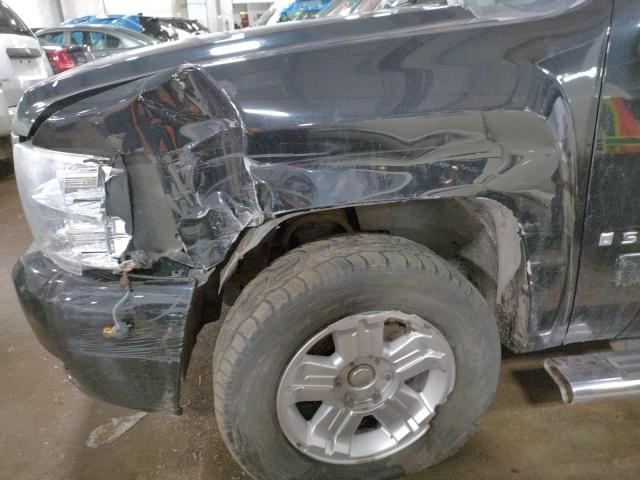Photo 9 from auction – 2007 CHEVROLET SILVERADO with VIN 1GCEK19067Z533727