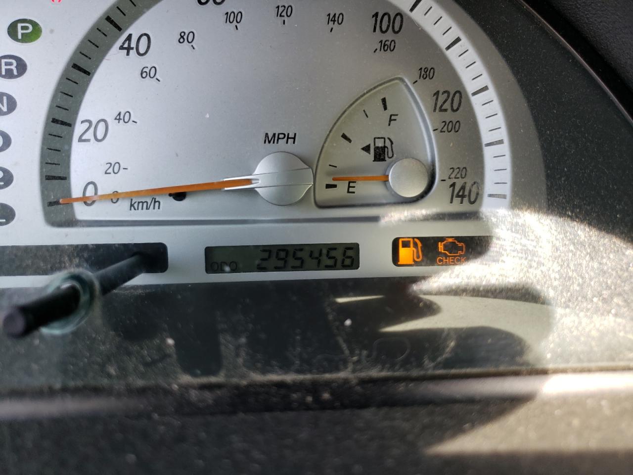 Photo 8 from auction – 2002 TOYOTA CAMRY LE with VIN 4T1BF32K72U016355