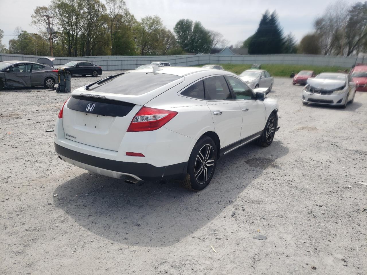 Photo 4 from auction – 2015 HONDA CROSSTOUR with VIN 5J6TF3H57FL002035