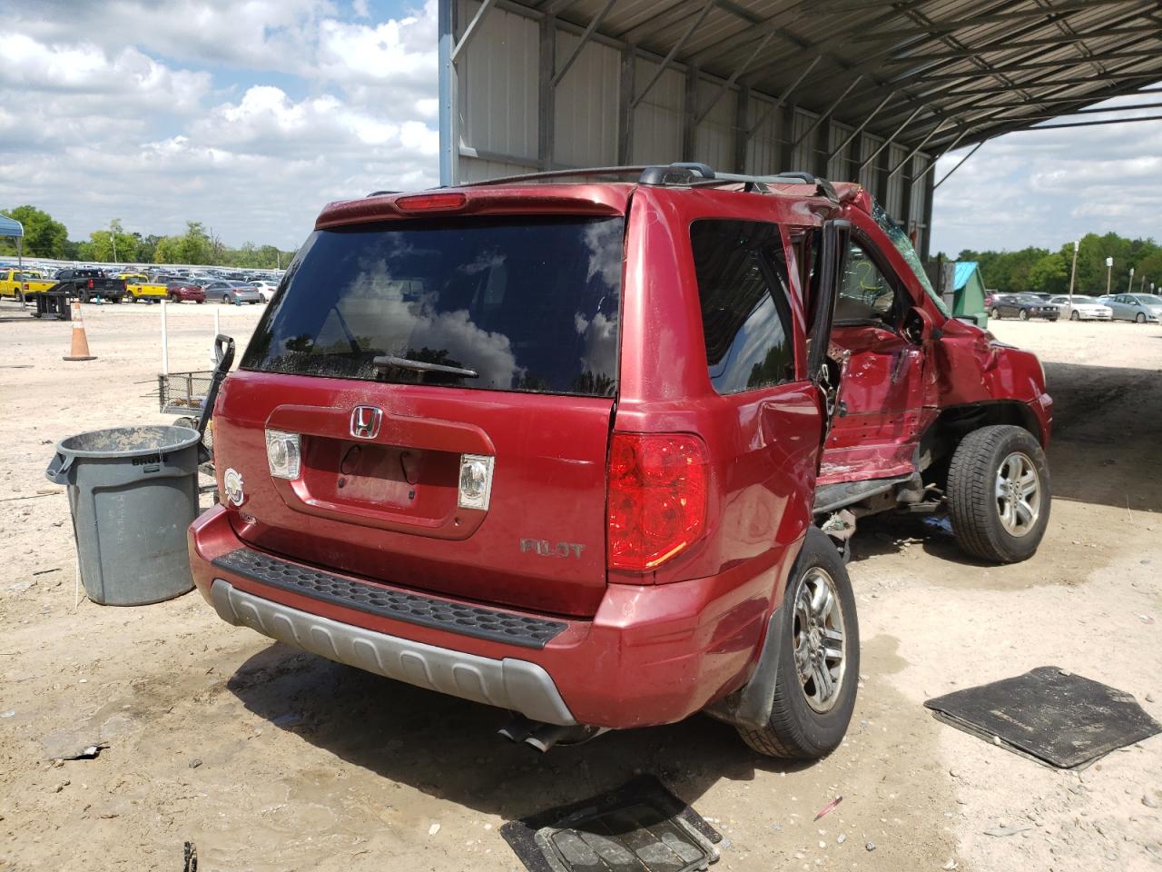 Photo 4 from auction – 2004 HONDA PILOT EXL with VIN 2HKYF18534H572390