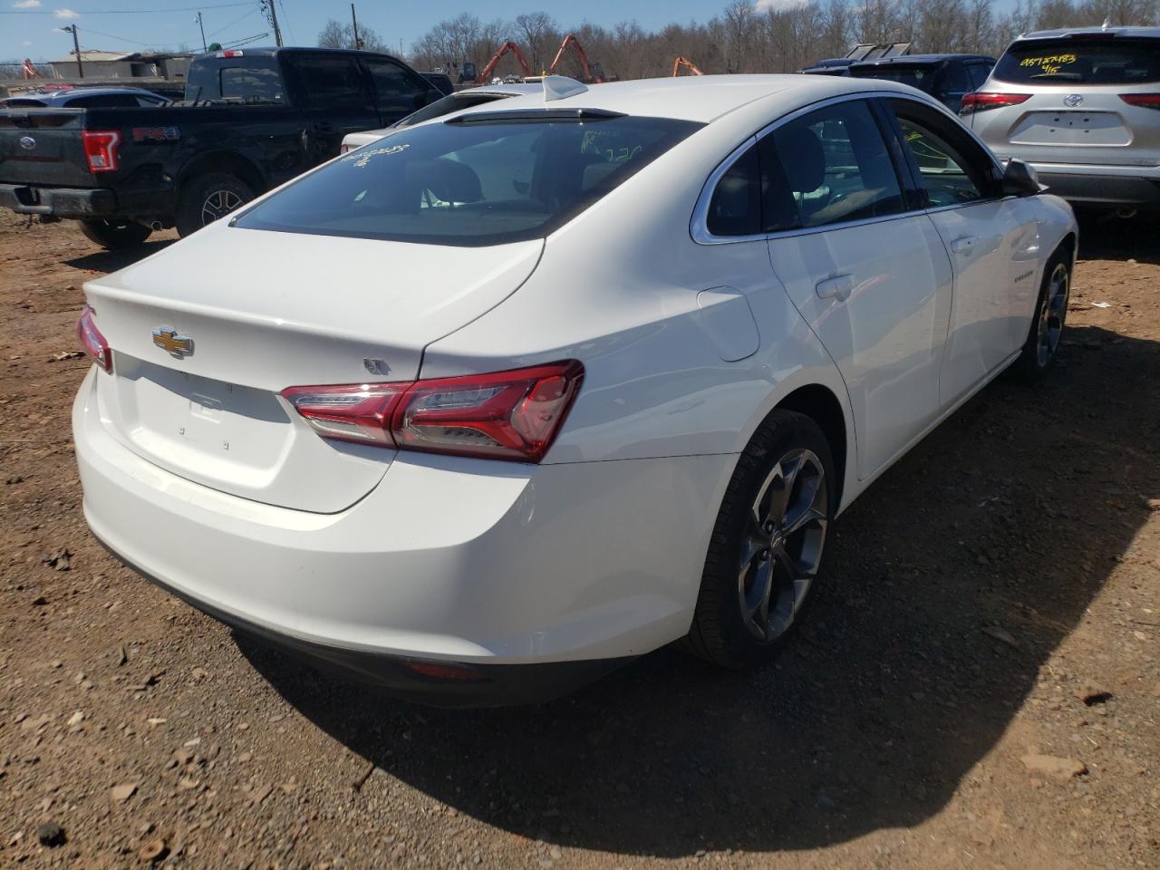 Photo 4 from auction – 2021 CHEVROLET MALIBU LT with VIN 1G1ZD5ST7MF073636