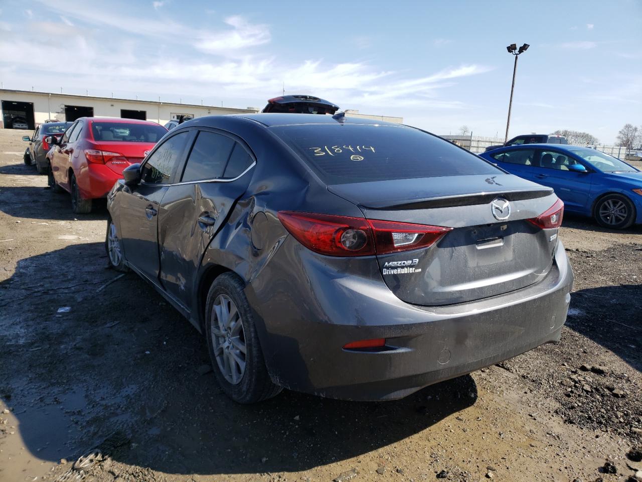 Photo 3 from auction – 2016 MAZDA 3 TOURING with VIN JM1BM1W7XG1318414