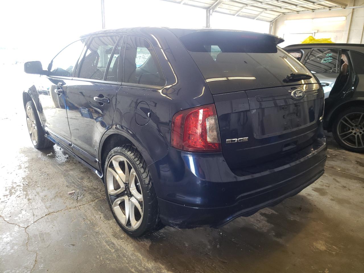 Photo 3 from auction – 2011 FORD EDGE SPORT with VIN 2FMDK4AK9BBA51366