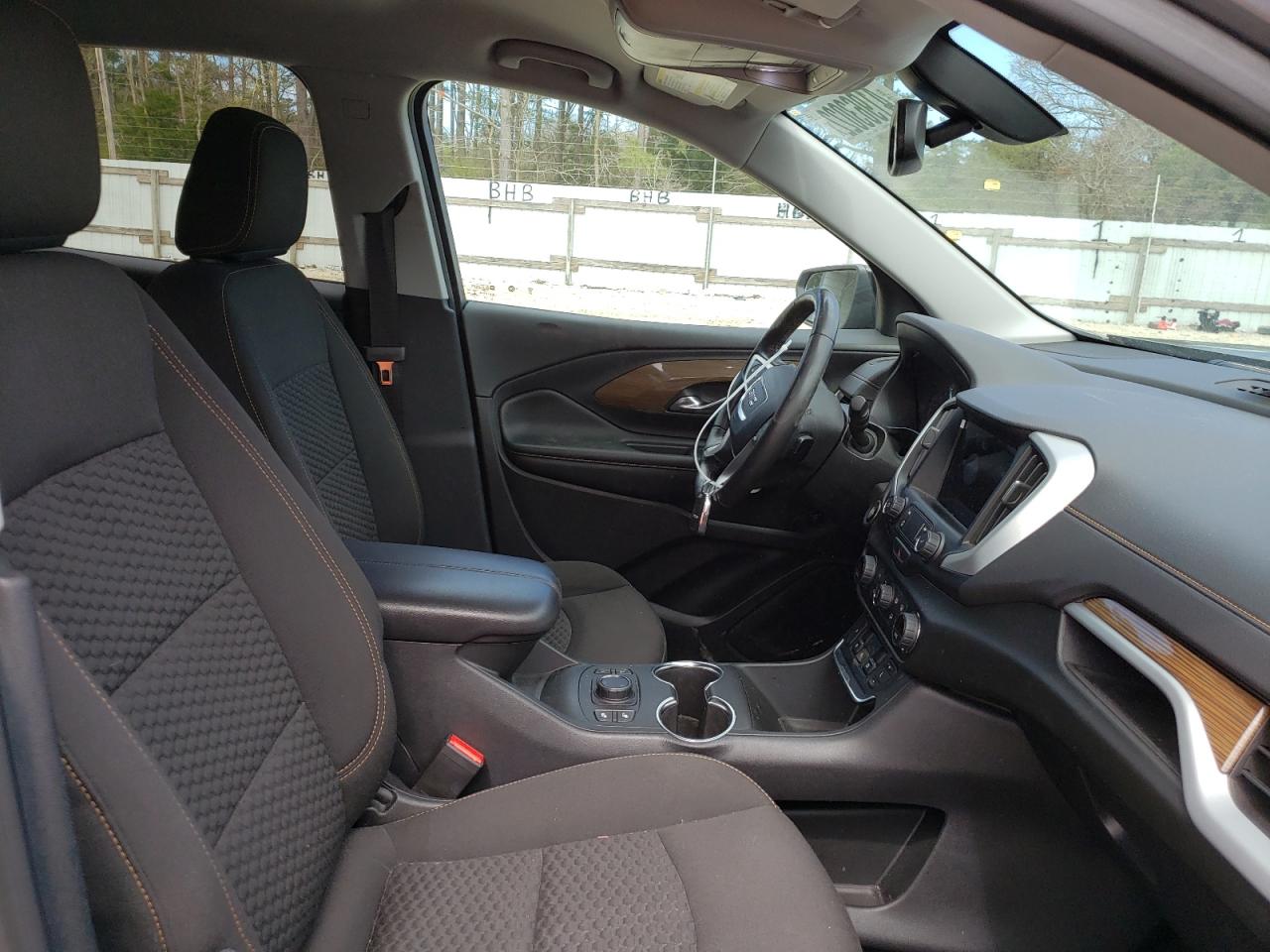 Photo 5 from auction – 2019 GMC TERRAIN SL with VIN 3GKALTEX3KL155400