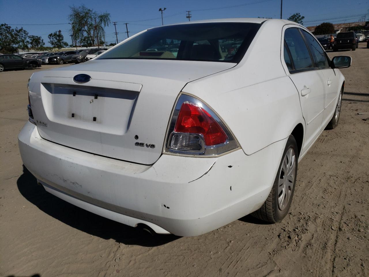Photo 4 from auction – 2006 FORD FUSION SE with VIN 3FAFP07176R192519