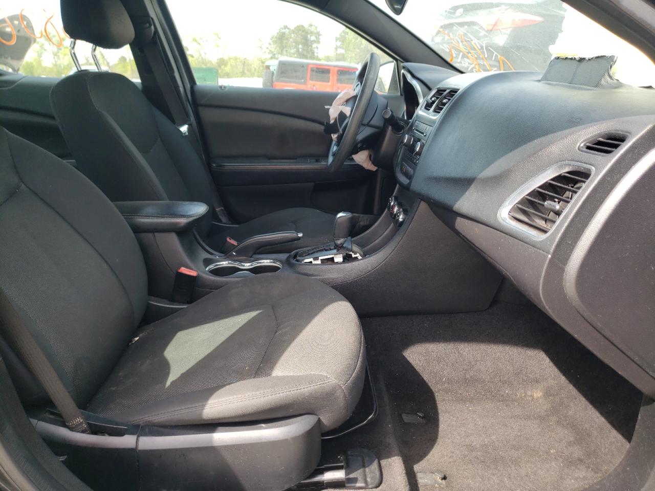 Photo 5 from auction – 2014 DODGE AVENGER SE with VIN 1C3CDZAB1EN203564
