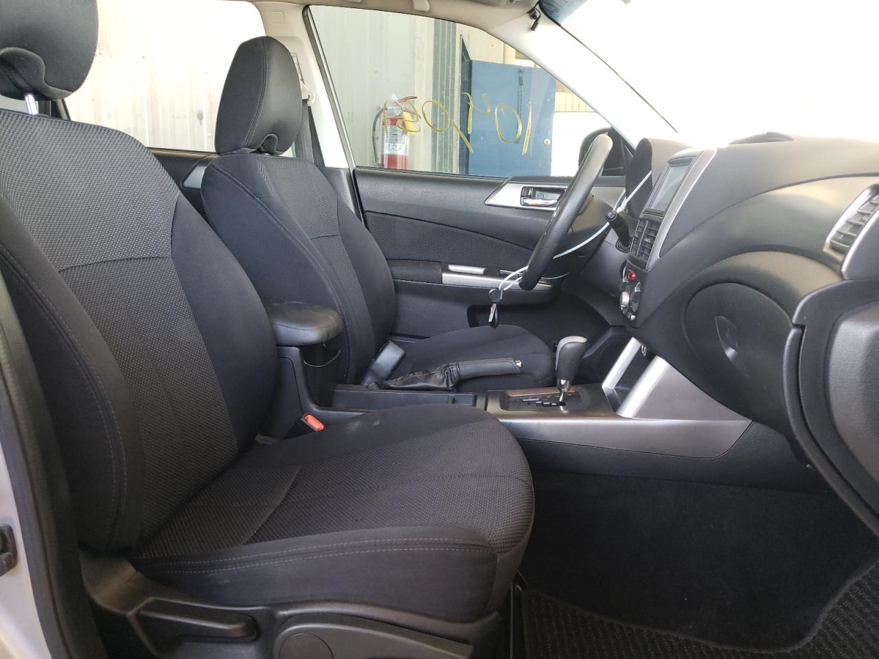 Photo 5 from auction – 2012 SUBARU FORESTER 2 with VIN JF2SHACC9CH460942