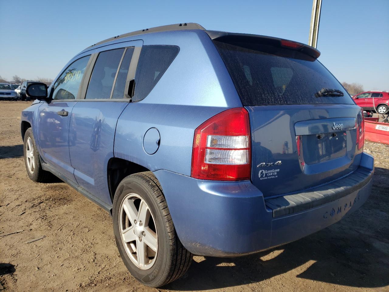 Photo 3 from auction – 2007 JEEP COMPASS with VIN 1J8FF47W67D193843