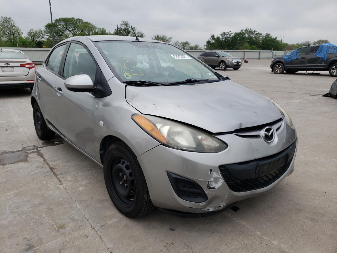 MAZDA MAZDA2 2013 with VIN JM1DE1KY1D0154346 - Photo from auction