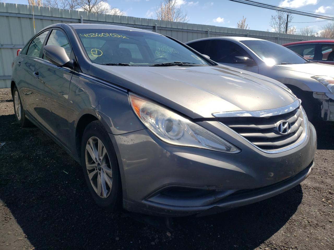 HYUNDAI SONATA GLS 2011 with VIN 5NPEB4AC3BH044256 - Photo from auction