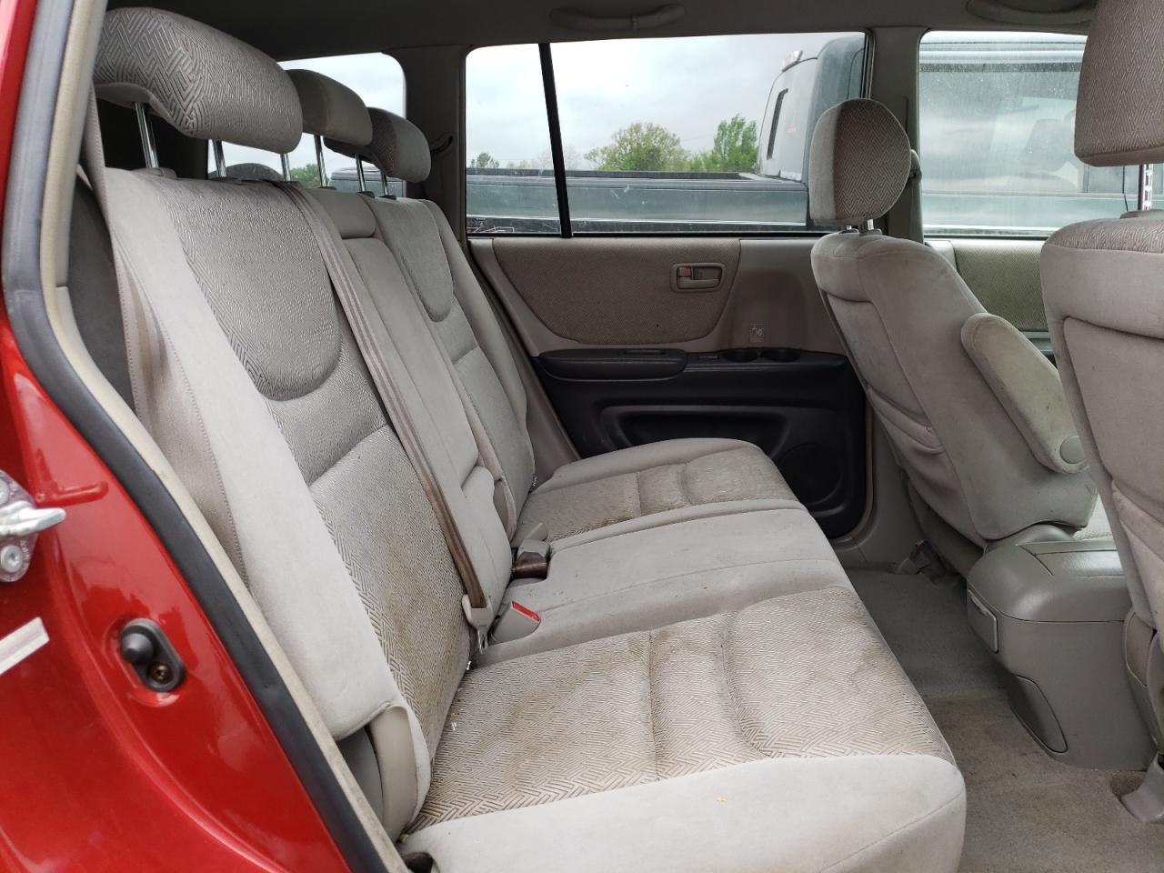 Photo 6 from auction – 2003 TOYOTA HIGHLANDER with VIN JTEGF21A330087215