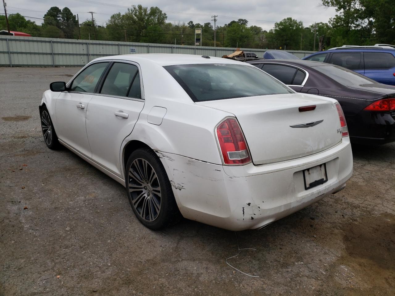 Photo 3 from auction – 2013 CHRYSLER 300 S with VIN 2C3CCABG2DH685421