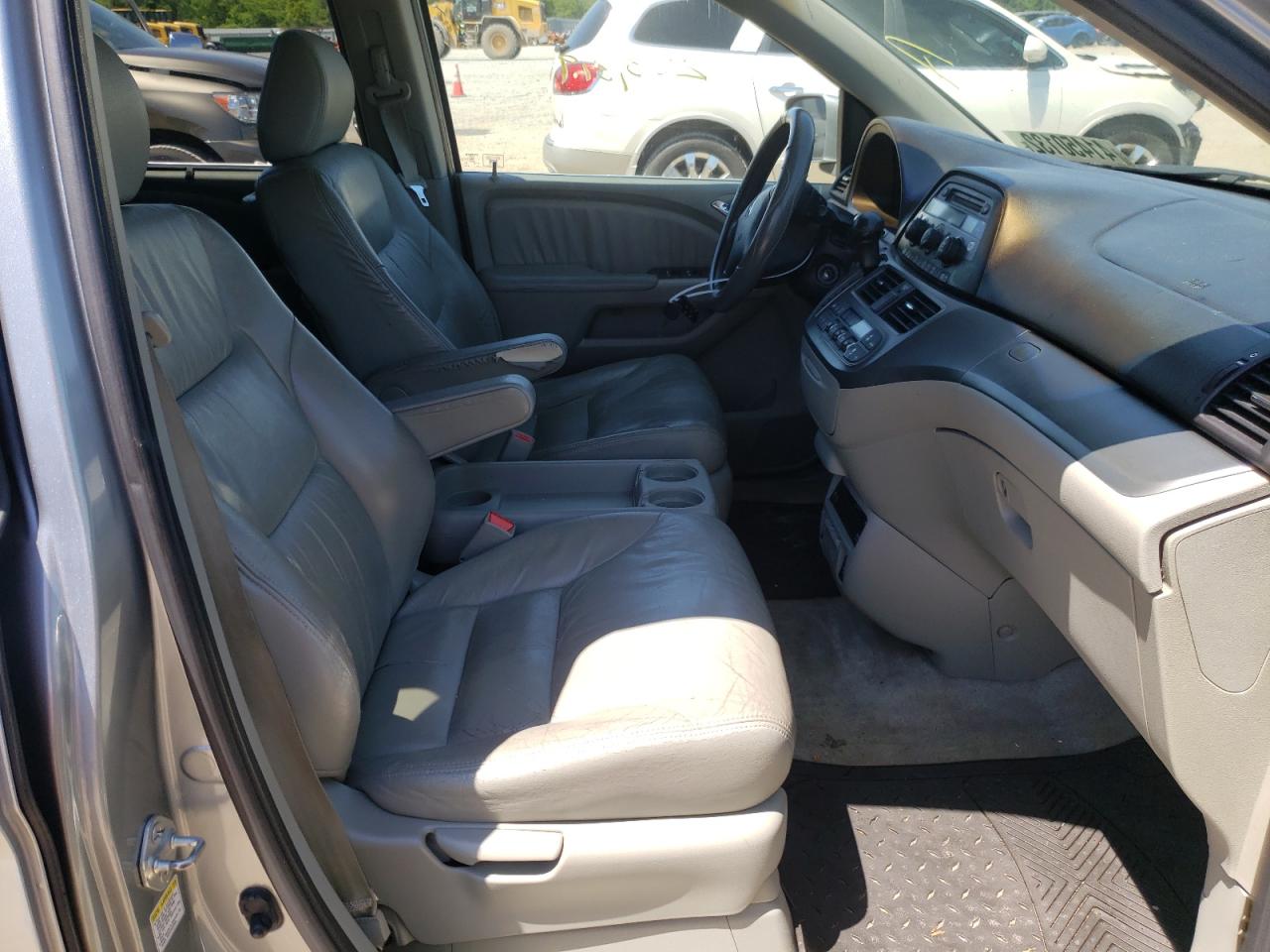 Photo 5 from auction – 2007 HONDA ODYSSEY EX with VIN 5FNRL38737B007926