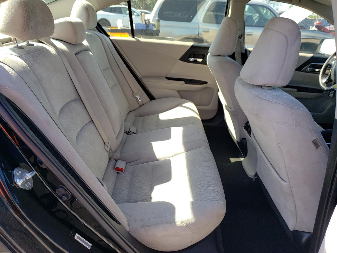 Photo 6 from auction – 2014 HONDA ACCORD PLU with VIN JHMCR5F70EC000511
