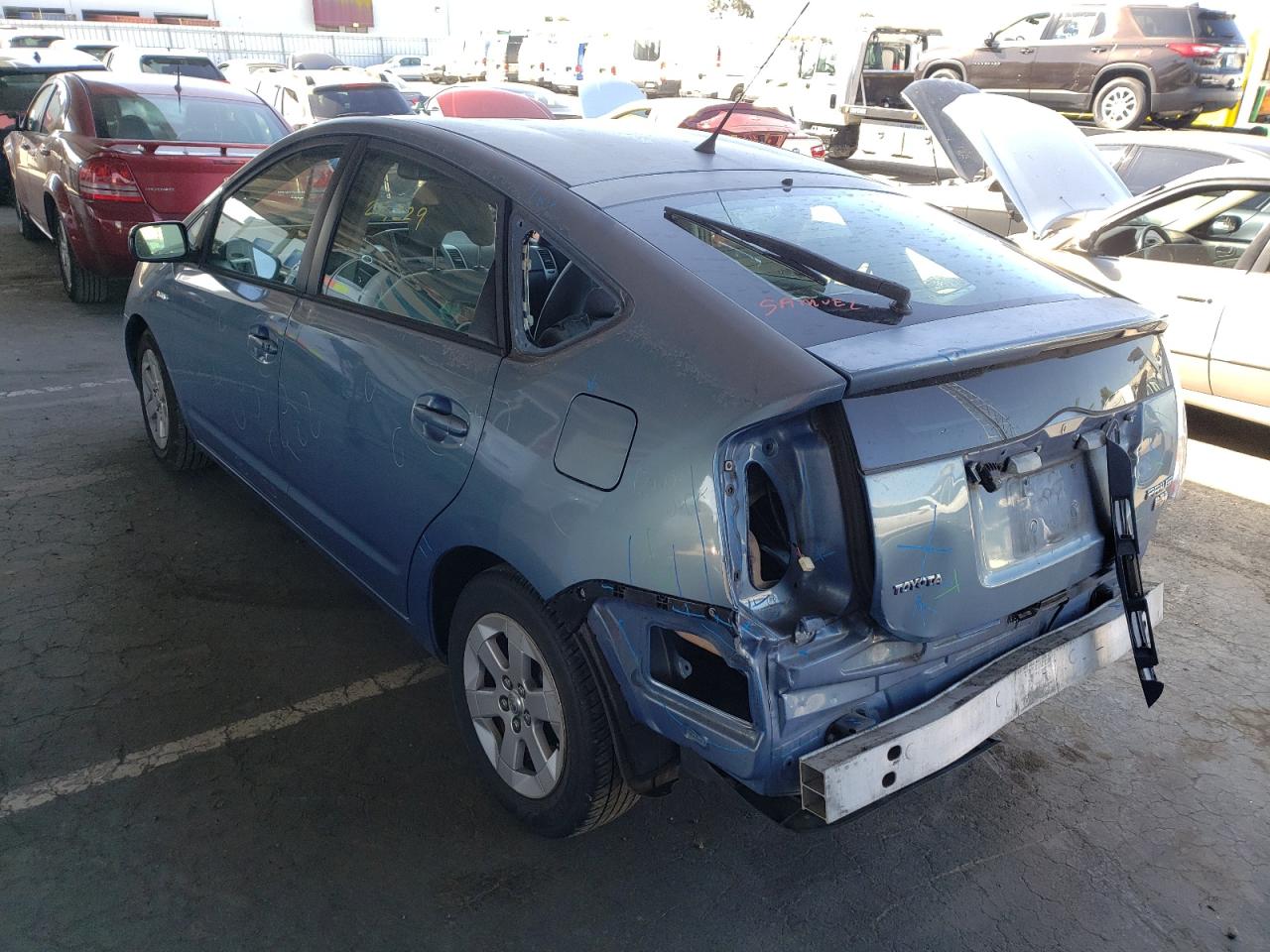 Photo 3 from auction – 2006 TOYOTA PRIUS with VIN JTDKB20U667523931