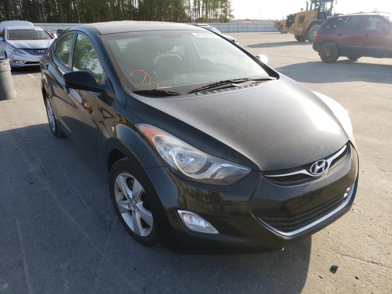 HYUNDAI ELANTRA GL 2012 with VIN 5NPDH4AE7CH103015 - Photo from auction