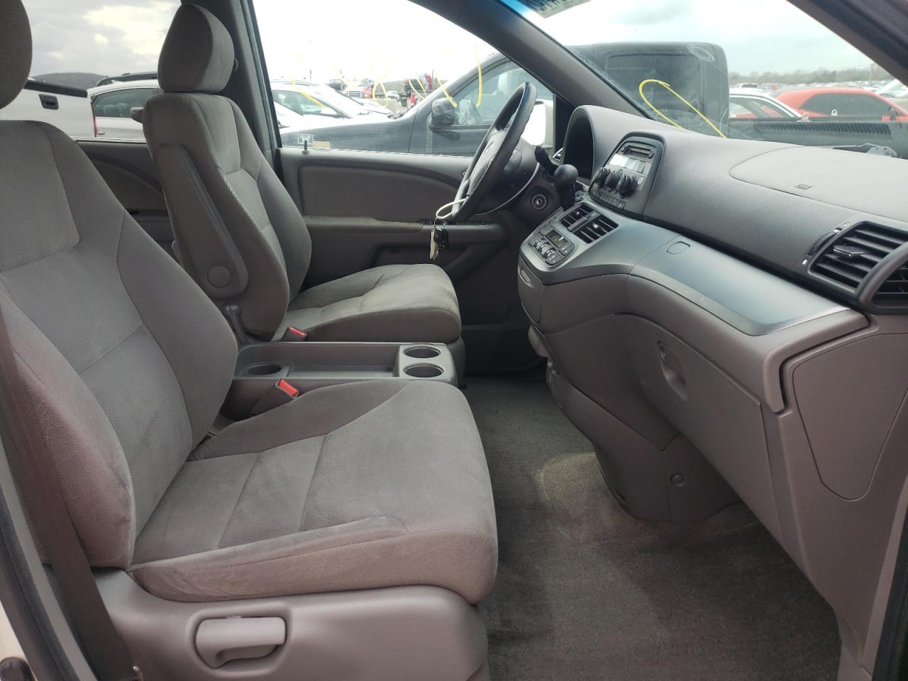 Photo 5 from auction – 2009 HONDA ODYSSEY EX with VIN 5FNRL384X9B047106