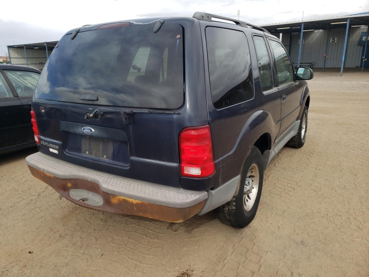 Photo 4 from auction – 2001 FORD EXPLORER S with VIN 1FMYU60E51UA89799