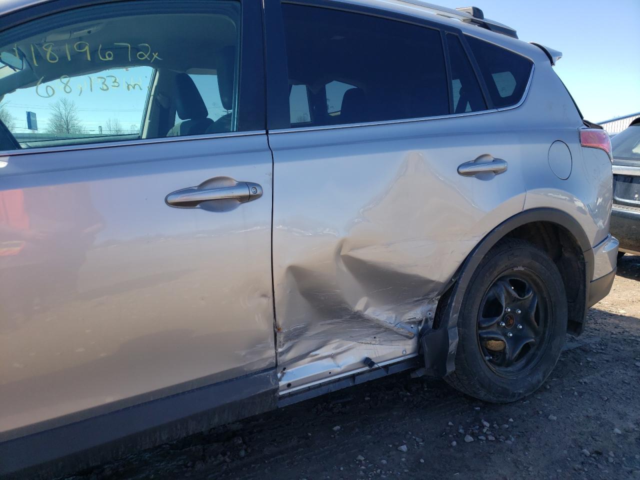 Photo 9 from auction – 2016 TOYOTA RAV4 LE with VIN 2T3BFREV5GW443444