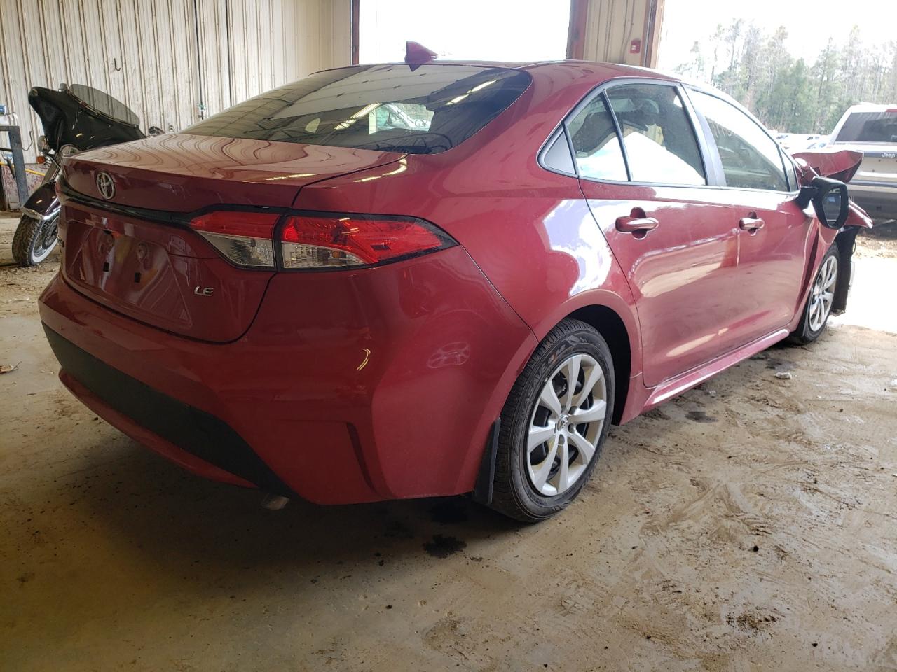 Photo 4 from auction – 2021 TOYOTA COROLLA LE with VIN JTDEPMAEXMJ161572