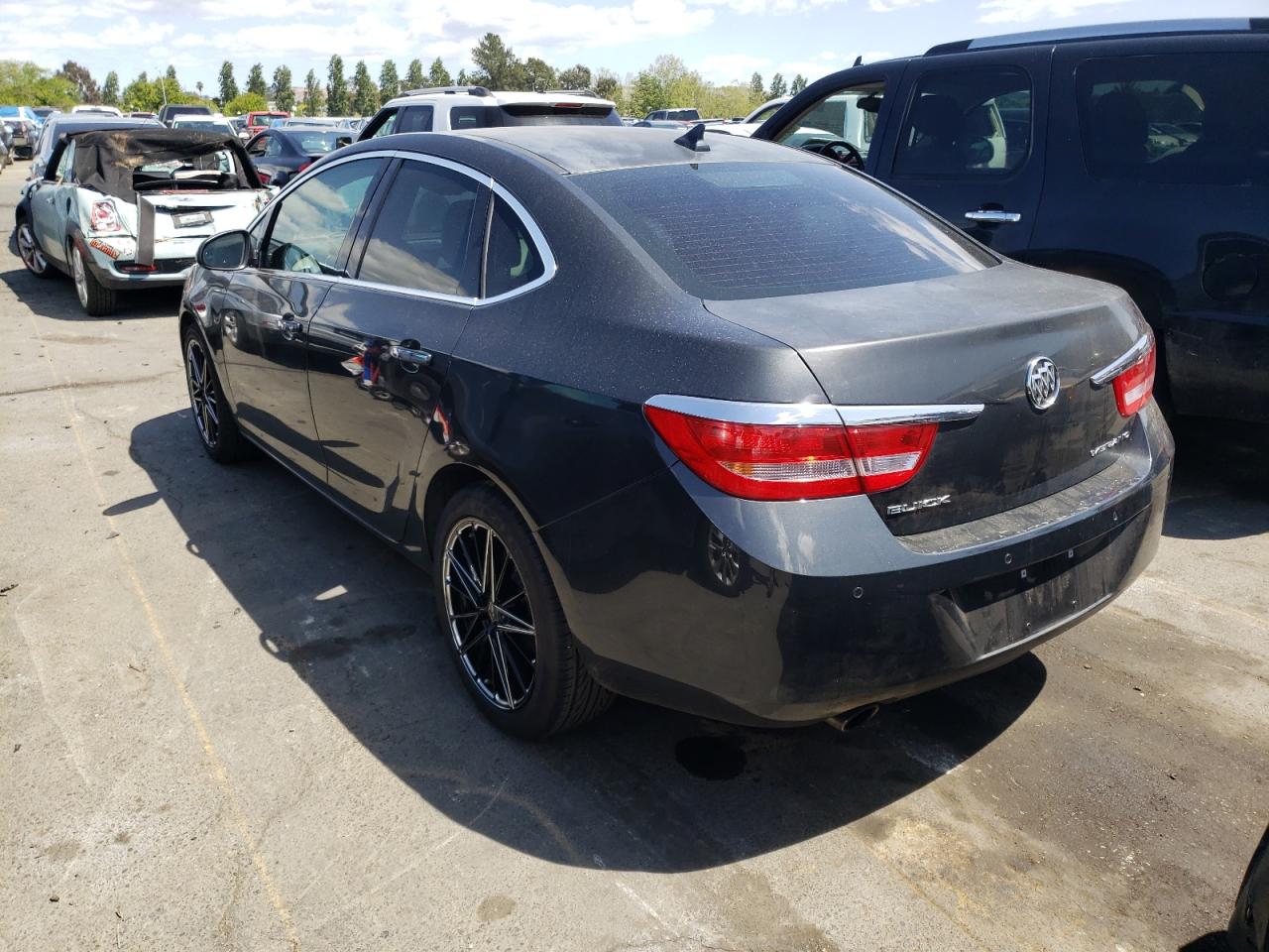 Photo 3 from auction – 2014 BUICK VERANO CON with VIN 1G4PR5SKXE4172127