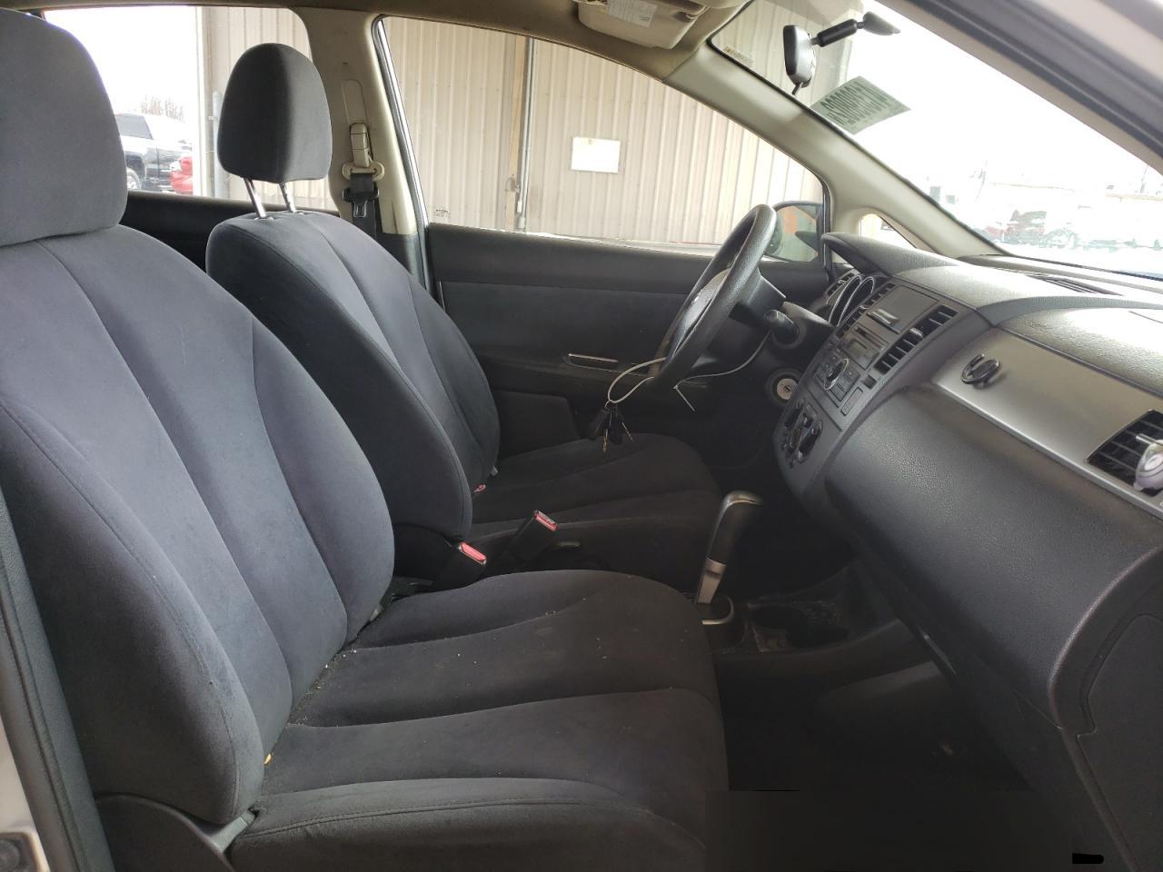 Photo 5 from auction – 2007 NISSAN VERSA S with VIN 3N1BC13E57L421919