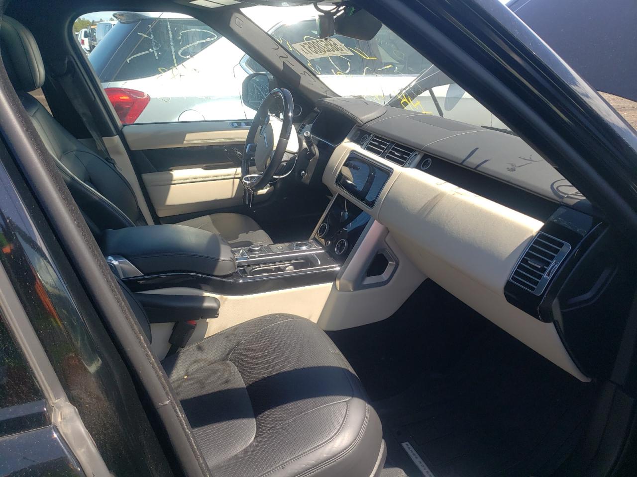 Photo 5 from auction – 2020 LAND ROVER RANGE ROVE with VIN SALGS2RU1LA586760