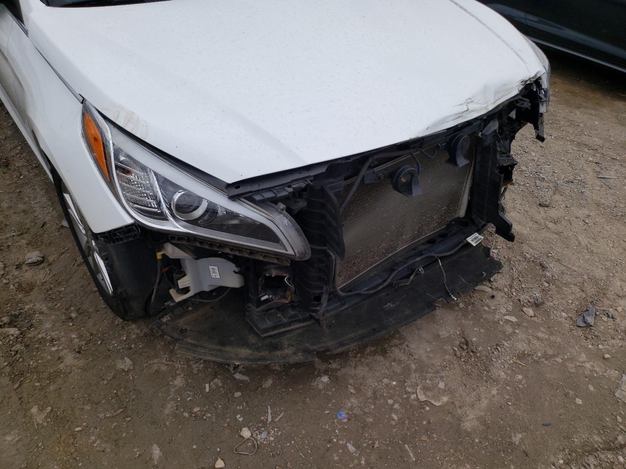 Photo 9 from auction – 2016 HYUNDAI SONATA SE with VIN 5NPE24AF2GH373953