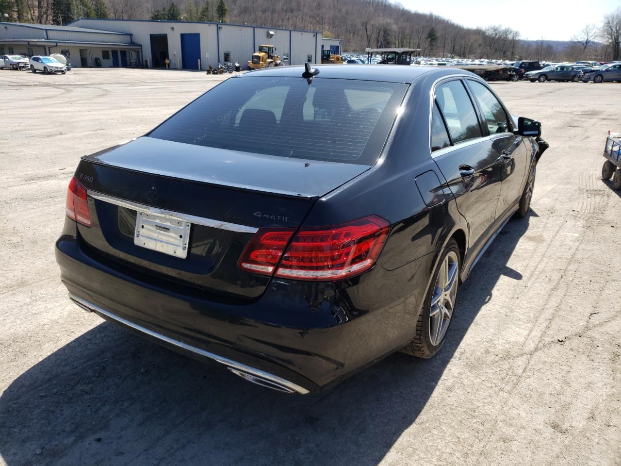 Photo 4 from auction – 2014 MERCEDES-BENZ E 350 4MAT with VIN WDDHF8JB1EB018752