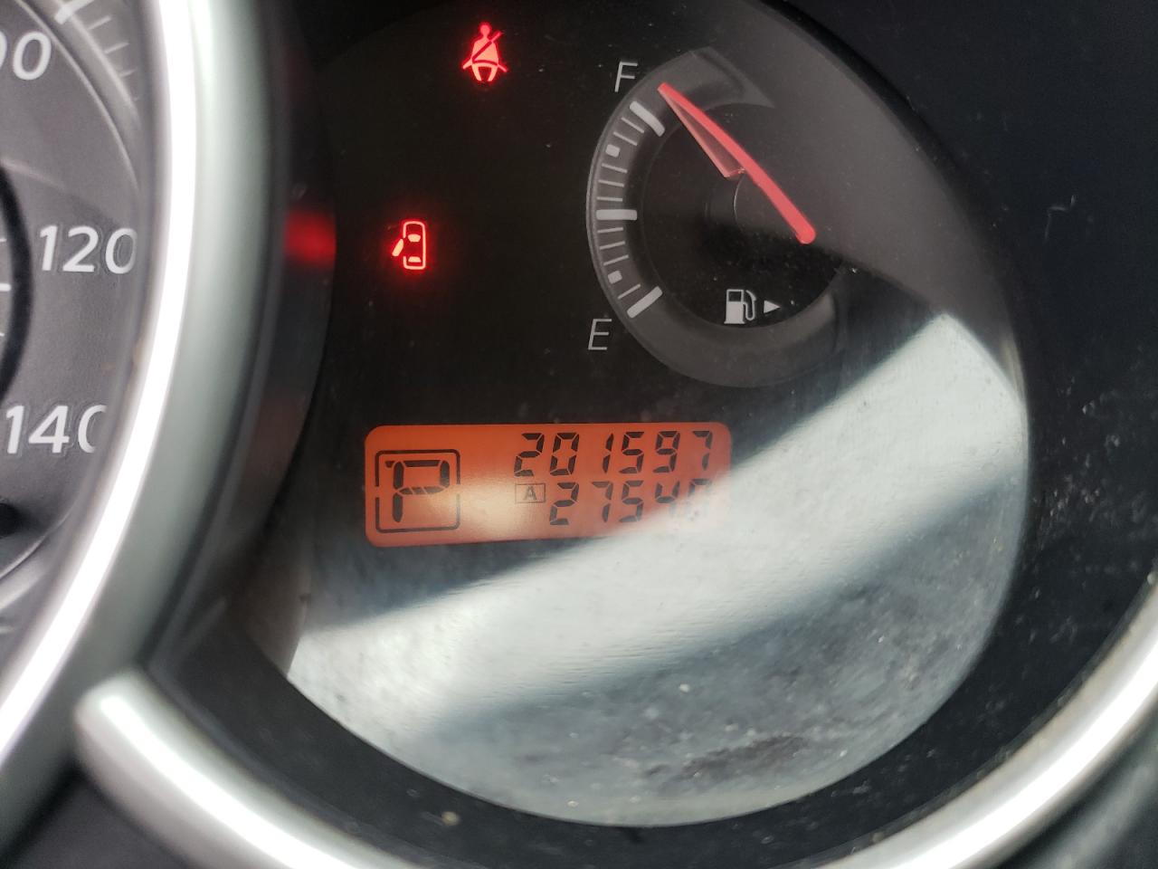 Photo 8 from auction – 2010 NISSAN VERSA S with VIN 3N1BC1AP2AL421792