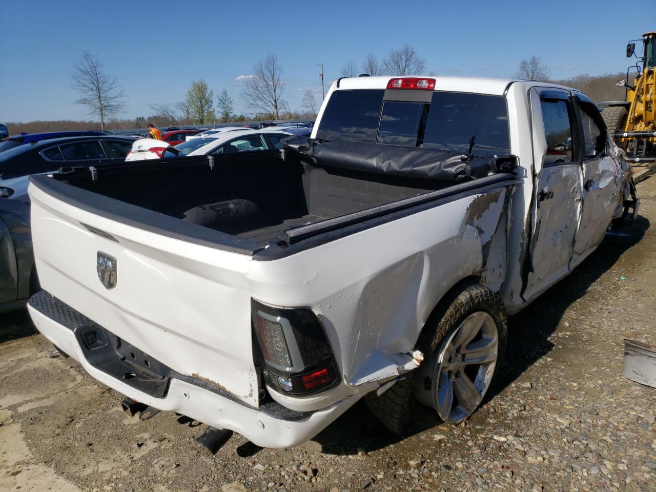 Photo 4 from auction – 2015 RAM 1500 SPORT with VIN 1C6RR7UT8FS628645