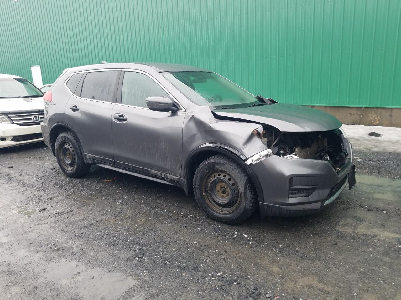 NISSAN ROGUE S 2017 with VIN 5N1AT2MT2HC791424 - Photo from auction