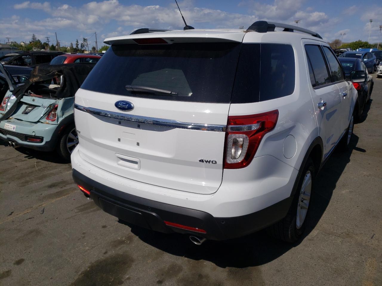 Photo 4 from auction – 2013 FORD EXPLORER X with VIN 1FM5K8D80DGC20102