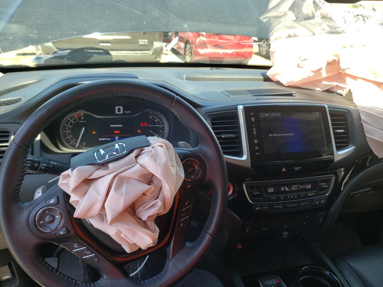 Photo 9 from auction – 2017 HONDA PILOT TOUR with VIN 5FNYF6H93HB022384