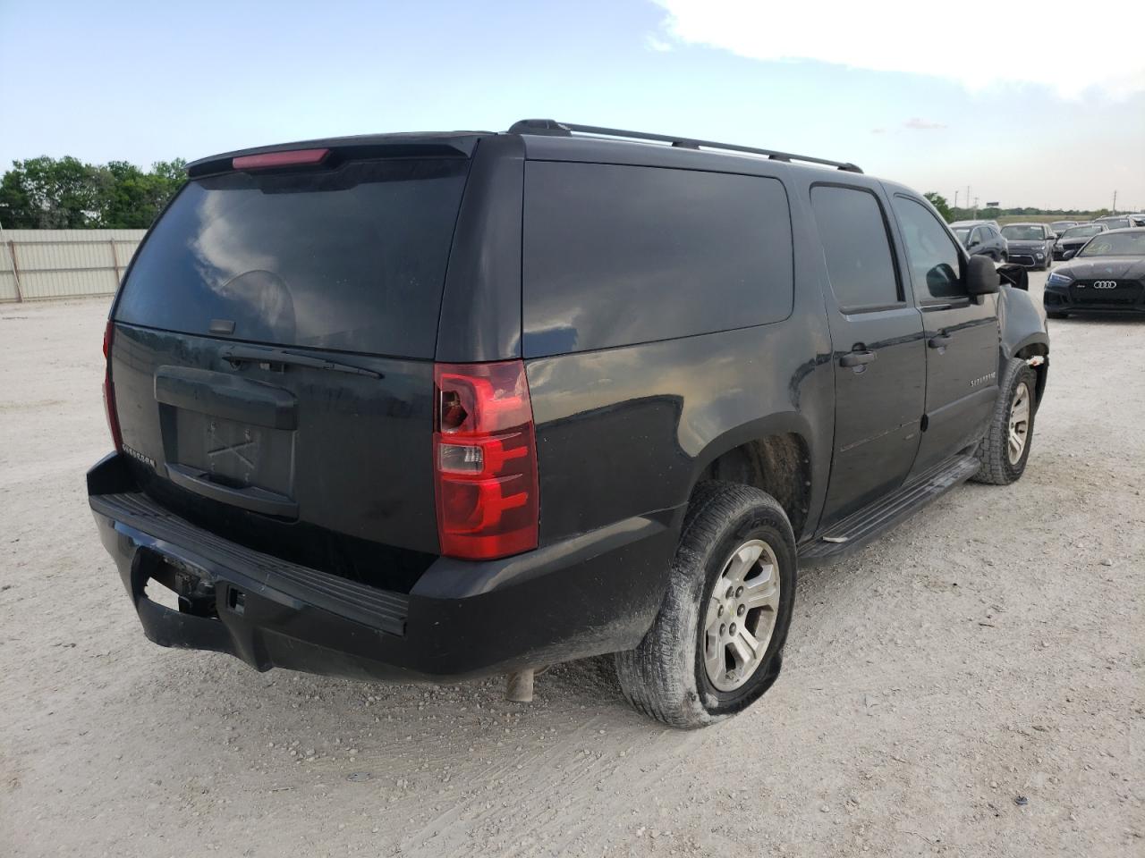 Photo 4 from auction – 2007 CHEVROLET SUBURBAN C with VIN 3GNFC16077G109065