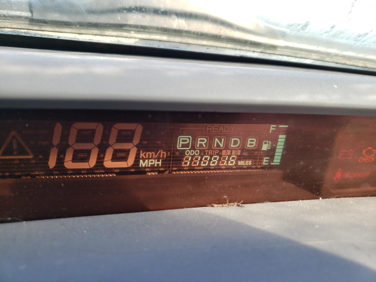 Photo 8 from auction – 2001 TOYOTA PRIUS with VIN JT2BK12U710032138