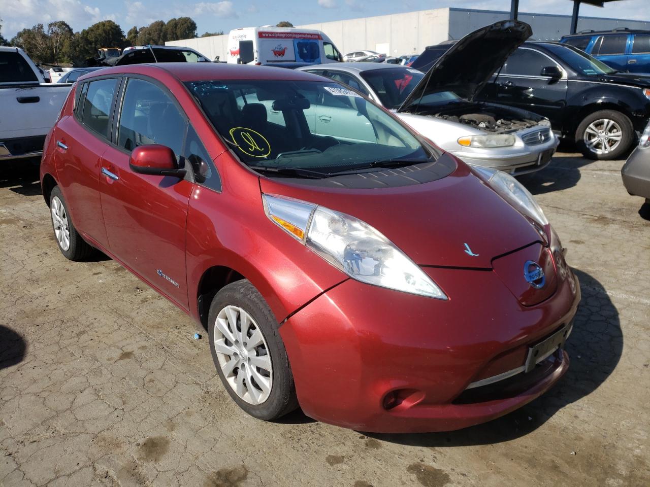 NISSAN LEAF S 2014 with VIN 1N4AZ0CP1EC333466 - Photo from auction