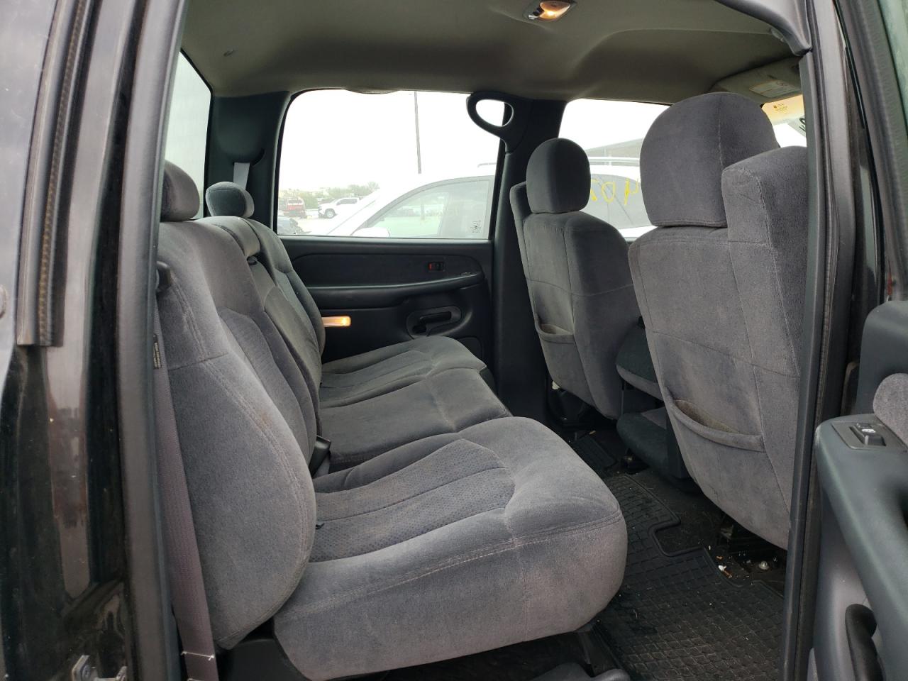 Photo 6 from auction – 2002 CHEVROLET SILVERADO with VIN 1GCGC13UX2F247326