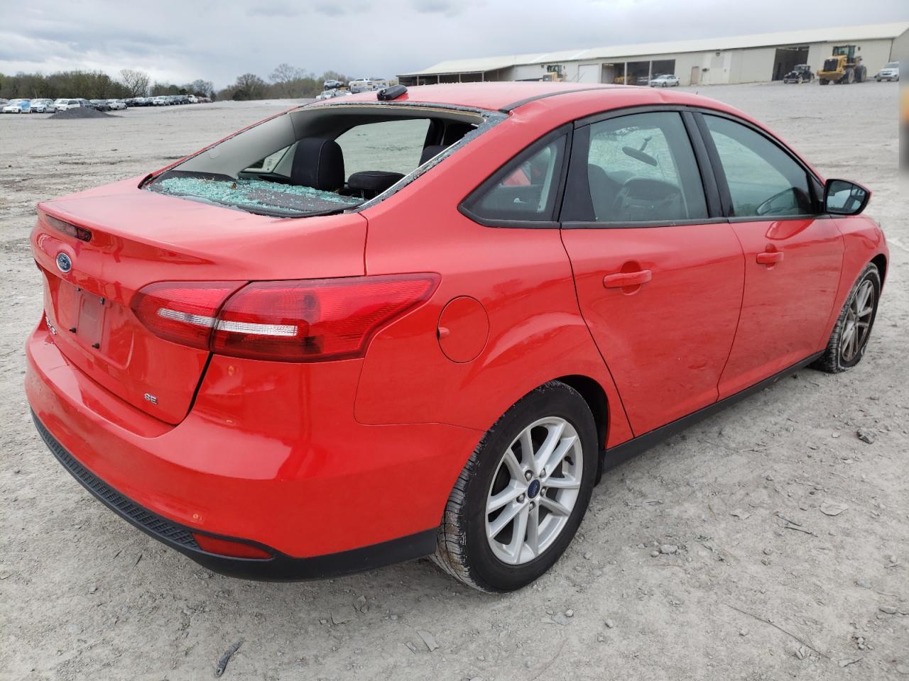 Photo 4 from auction – 2017 FORD FOCUS SE with VIN 1FADP3F21HL291048