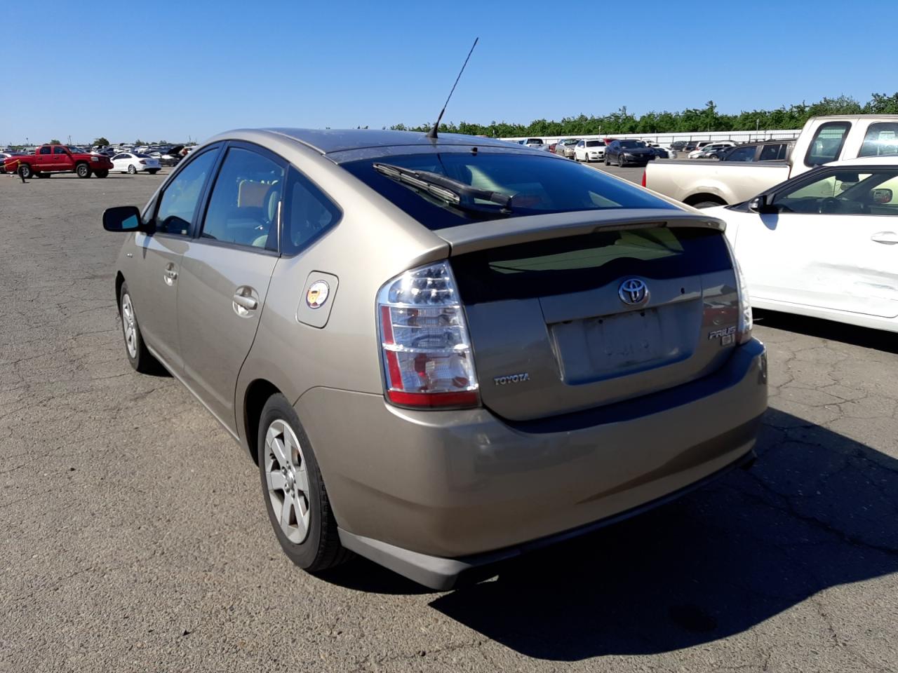 Photo 3 from auction – 2008 TOYOTA PRIUS with VIN JTDKB20U987768953