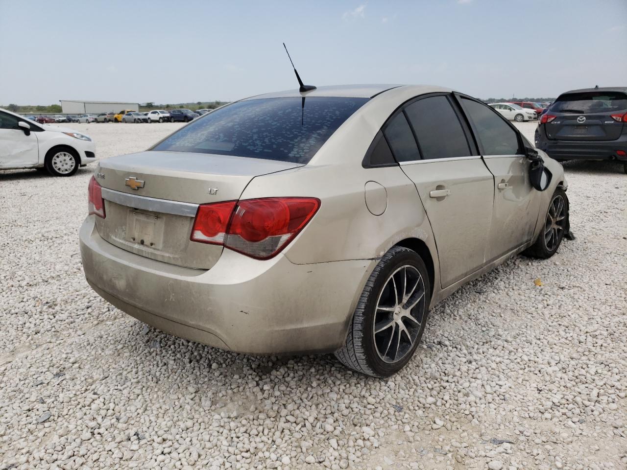 Photo 4 from auction – 2014 CHEVROLET CRUZE LT with VIN 1G1PC5SB2E7398871