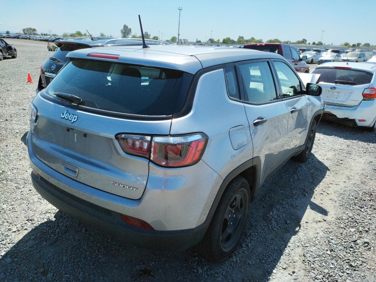 Photo 4 from auction – 2017 JEEP COMPASS SP with VIN 3C4NJCAB6HT652480