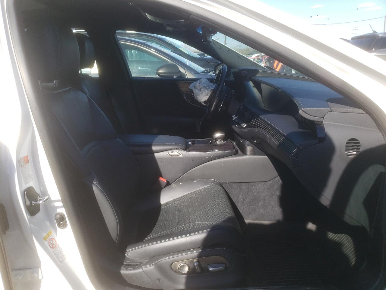 Photo 15 from auction – 2018 LEXUS LS 500 BAS with VIN JTHC51FF2J5005123