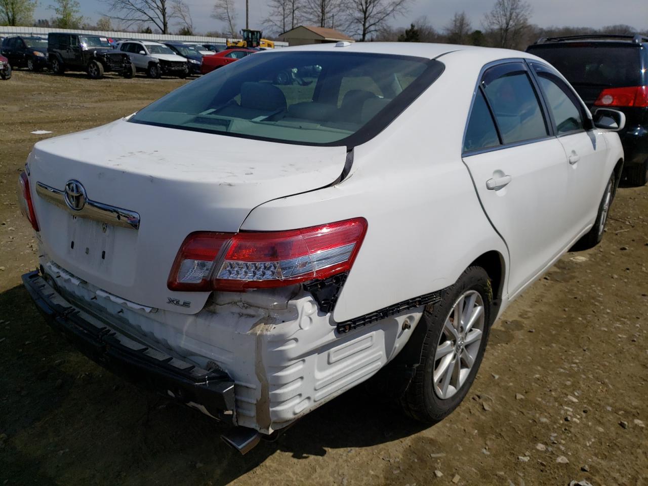 Photo 4 from auction – 2011 TOYOTA CAMRY BASE with VIN 4T1BF3EK0BU701664