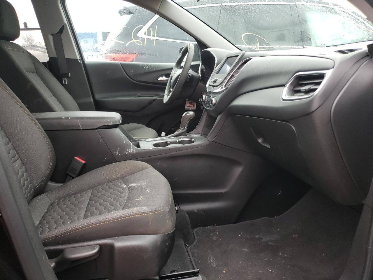 Photo 5 from auction – 2020 CHEVROLET EQUINOX LT with VIN 2GNAXKEV2L6283763