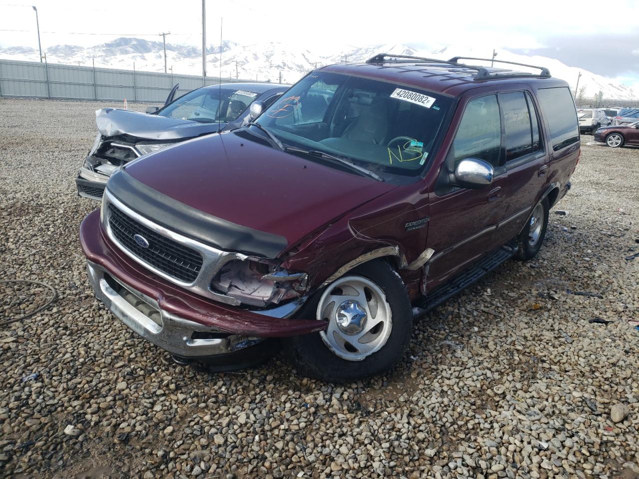 Photo 2 from auction – 1998 FORD EXPEDITION with VIN 1FMPU18L2WLA39196