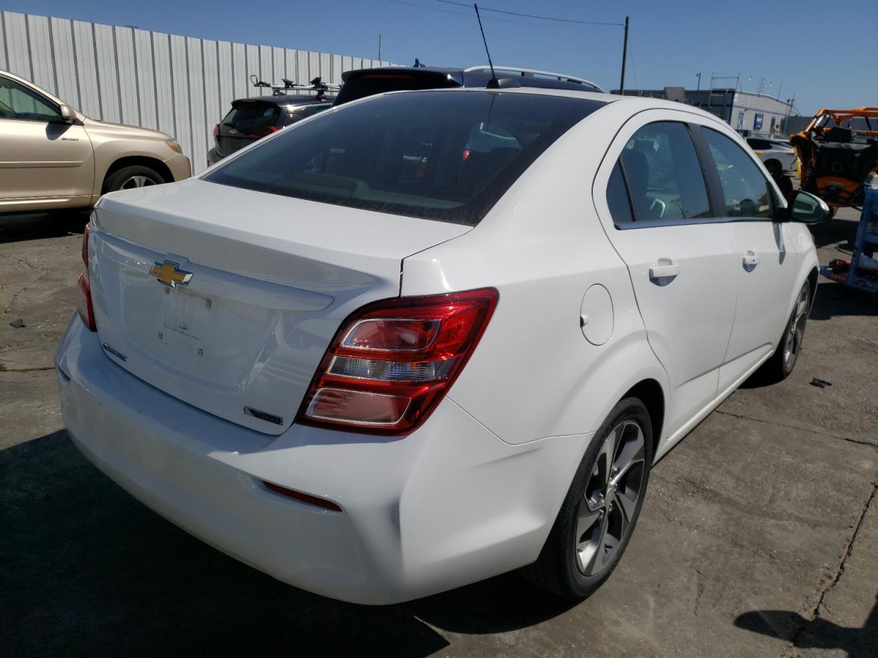 Photo 4 from auction – 2020 CHEVROLET SONIC PREM with VIN 1G1JF5SB1L4112522