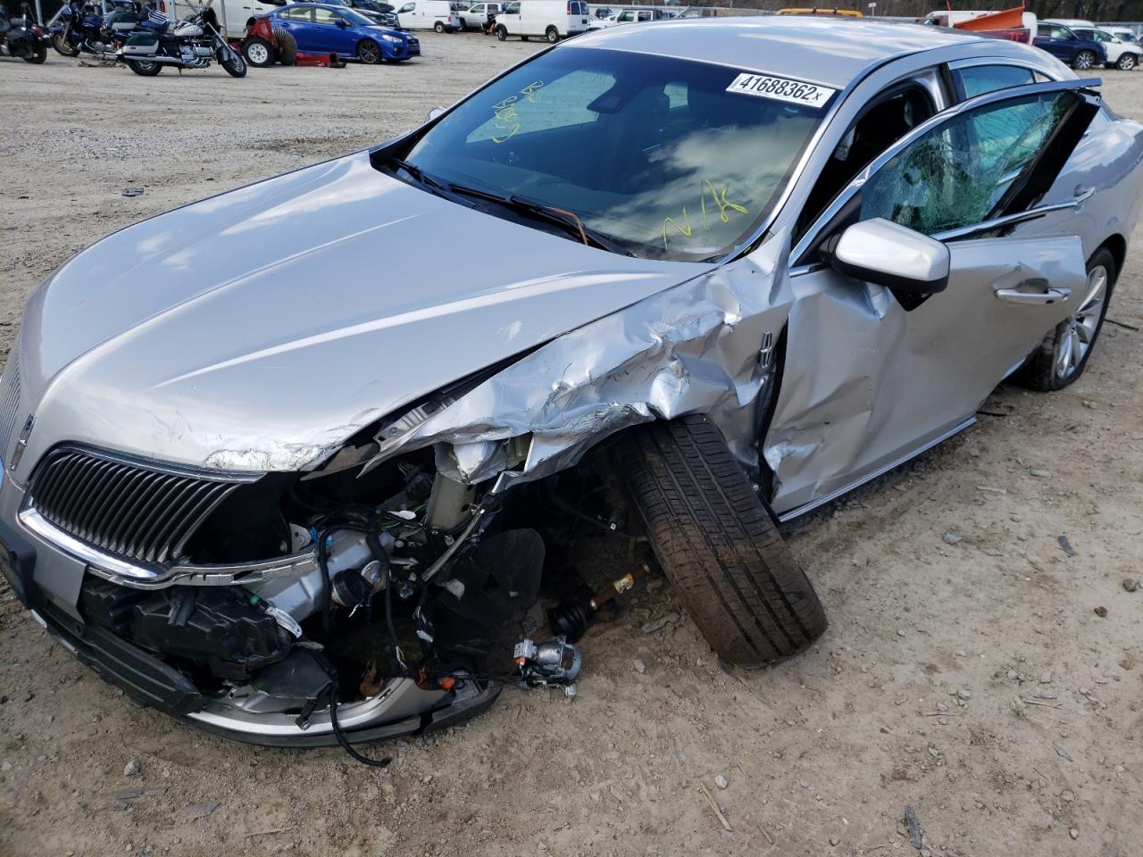 Photo 9 from auction – 2016 LINCOLN MKS with VIN 1LNHL9EK0GG600815