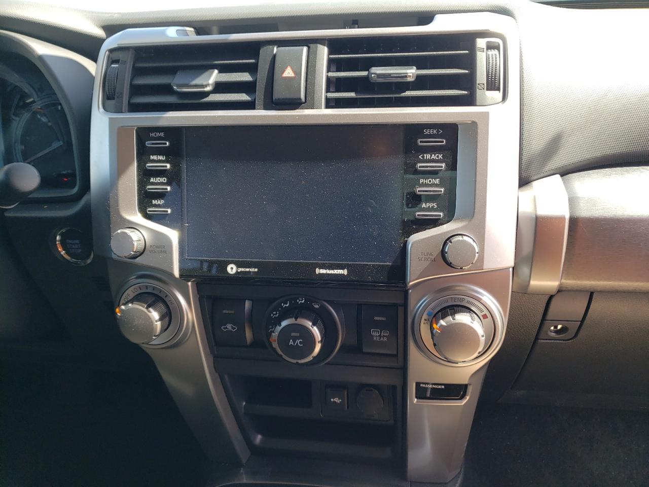 Photo 9 from auction – 2022 TOYOTA 4RUNNER SR with VIN JTEMU5JR1N6015347
